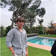 Estudiante de 4° de veterinaria en la Universidad Complutense de Madrid y colaborador del departamento de dermatología del HCVC